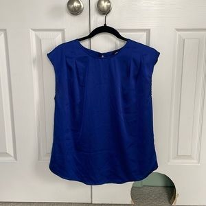 Express sleeveless blouse